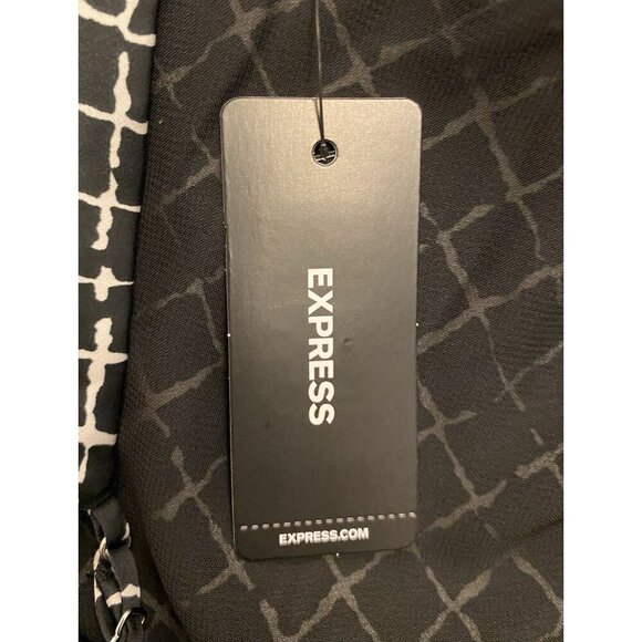 Express Women’s Printed V-Neck Downtown Cami Black Print Size XS NWT $44 - Picture 15 of 16